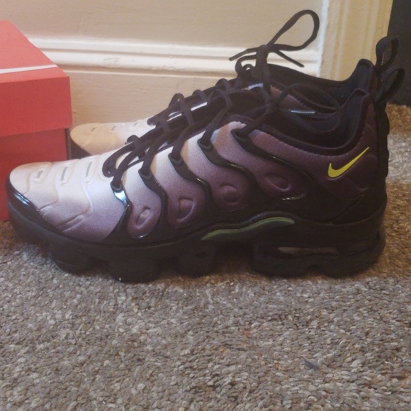 Vapormax 85 Clearance